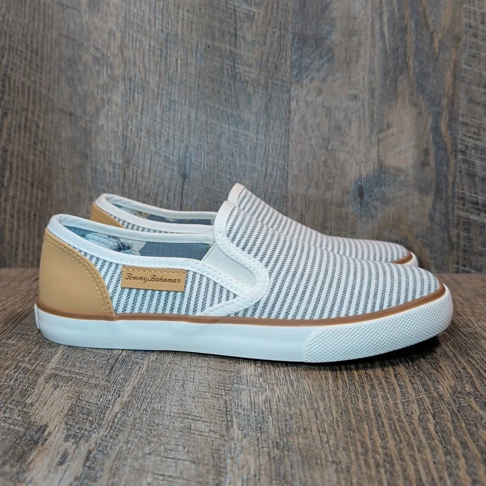 Tommy Bahama Slip On Sneakers Womens 7.5 Blue White Striped Canvas Low Top